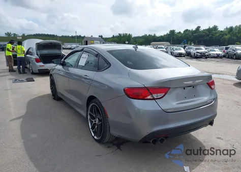 2015 Chrysler 200 S z USA, uszkodzony, nr VIN 1C3CCCDGXFN544003